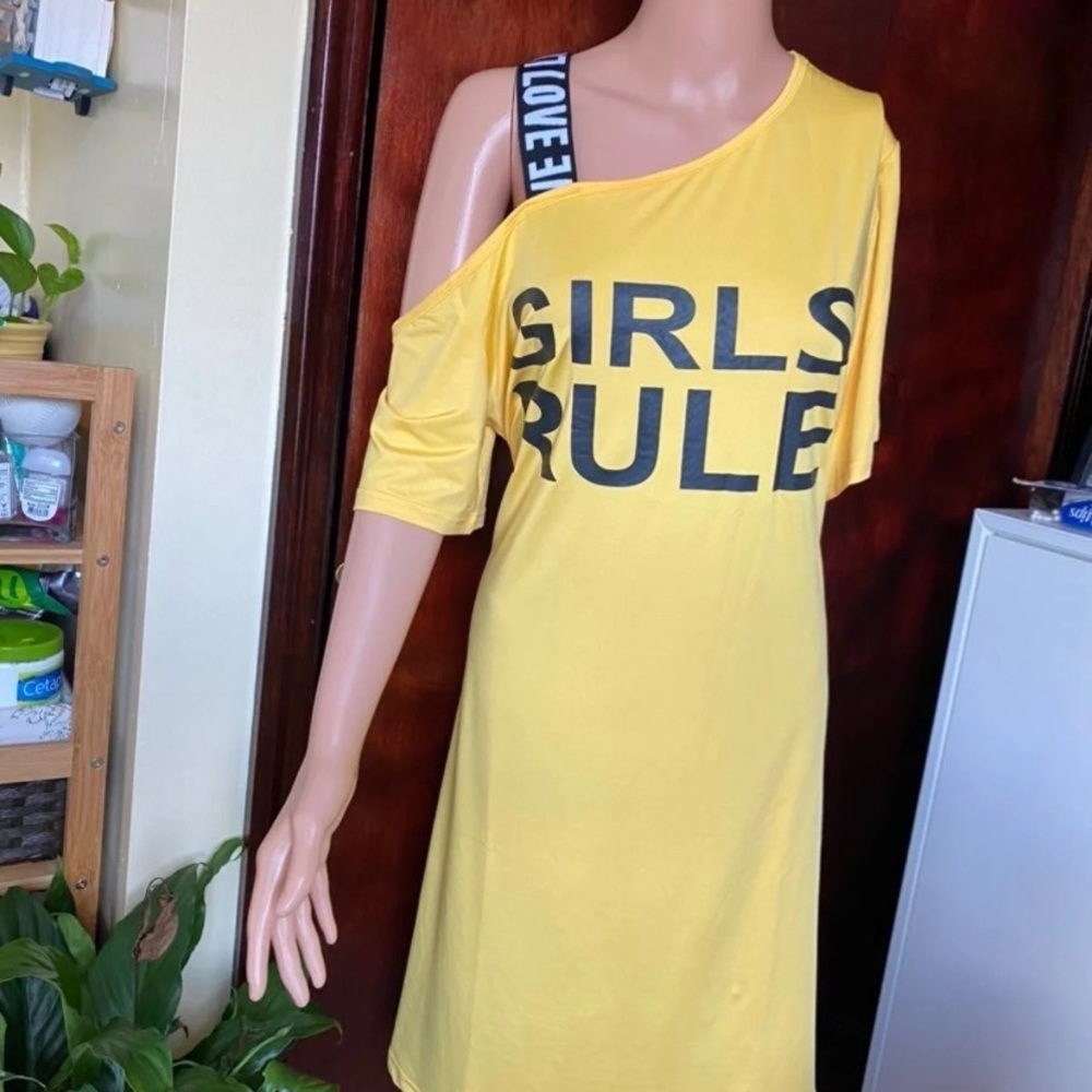 Oversized dress